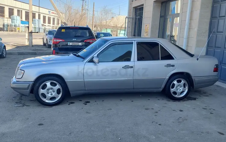 Mercedes-Benz E 280 1995 года за 3 600 000 тг. в Шымкент