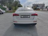 Skoda Rapid 2021 года за 7 350 000 тг. в Уральск – фото 4