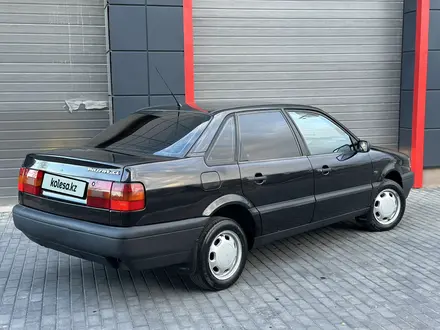 Volkswagen Passat 1994 года за 2 100 000 тг. в Караганда – фото 4