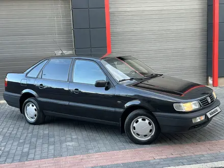 Volkswagen Passat 1994 года за 2 100 000 тг. в Караганда – фото 20