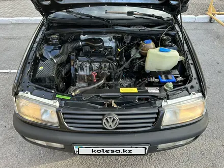 Volkswagen Passat 1994 года за 2 100 000 тг. в Караганда – фото 61