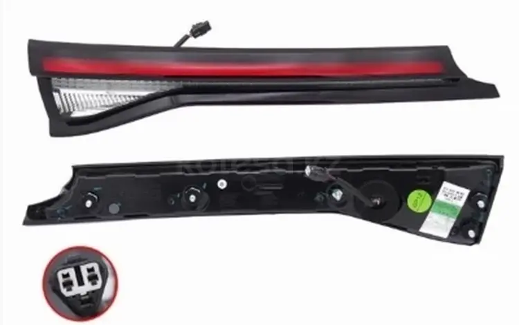 Фонарь в крышку багажника Слева за 42 550 тг. в Павлодар