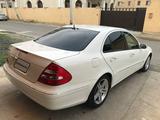 Mercedes-Benz E 240 2002 годаүшін5 500 000 тг. в Актау – фото 5