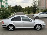 Volkswagen Jetta 2004 года за 1 750 000 тг. в Уральск – фото 3