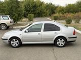 Volkswagen Jetta 2004 года за 1 750 000 тг. в Уральск – фото 4