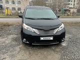 Toyota Sienna 2015 годаүшін13 000 000 тг. в Астана