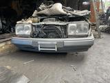 Фары на Mercedes Benz 124 за 100 000 тг. в Алматы