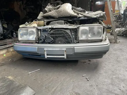 Фары на Mercedes Benz 124 за 100 000 тг. в Алматы – фото 2