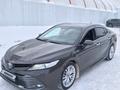 Toyota Camry 2019 годаfor14 400 000 тг. в Астана – фото 2