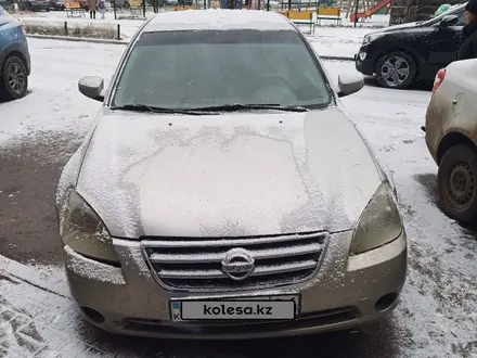 Nissan Altima 2004 года за 2 300 000 тг. в Актобе – фото 2