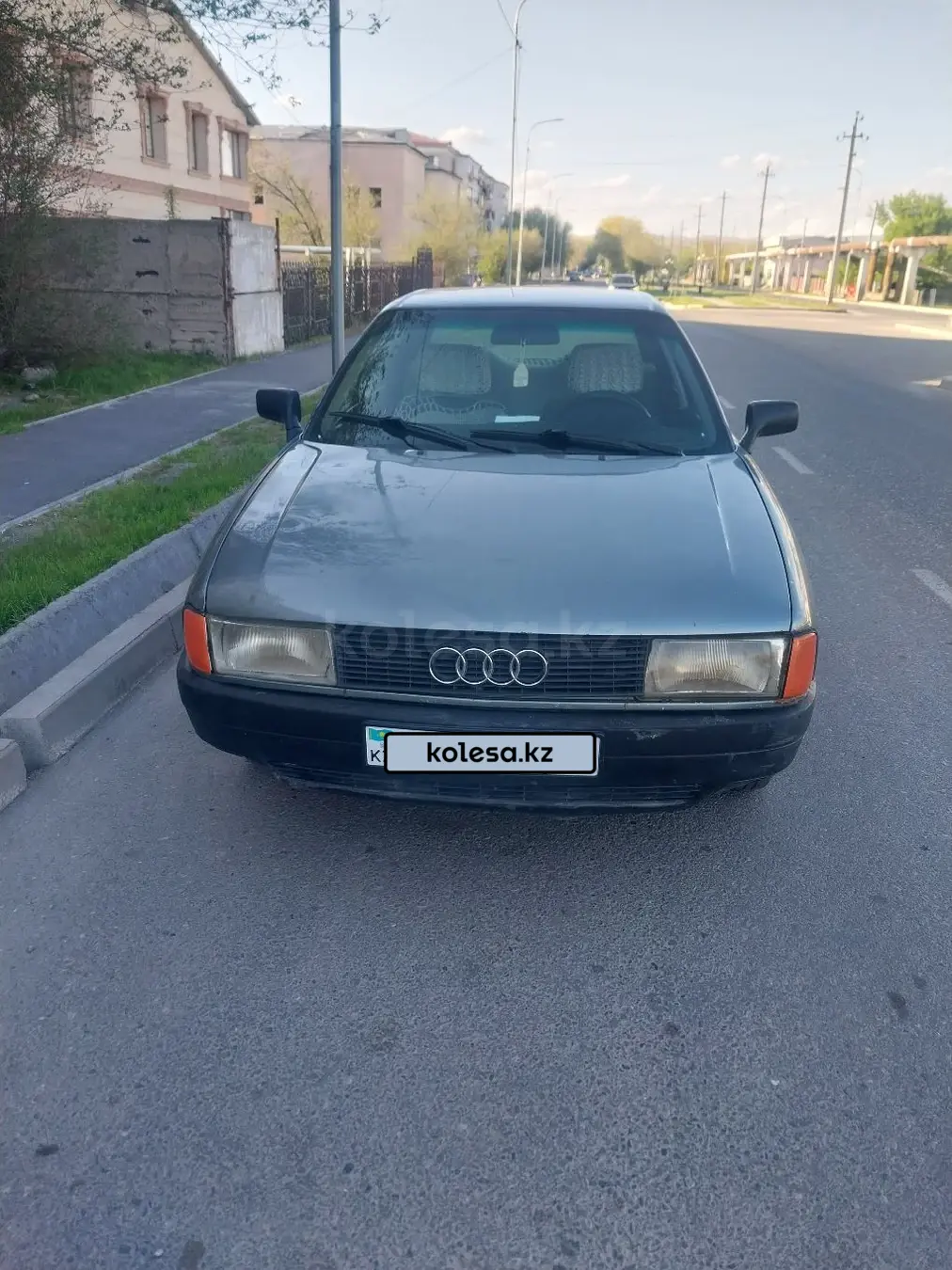 Audi 80, 1990