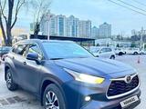 Toyota Highlander 2021 года за 24 500 000 тг. в Алматы – фото 3