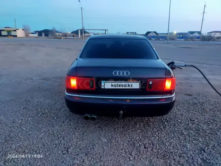 Audi A8 1995 года за 3 000 000 тг. в Тараз – фото 3