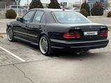 Mercedes-Benz E 320 2000 года за 5 000 000 тг. в Актау – фото 4