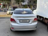 Hyundai Solaris 2011 года за 2 500 000 тг. в Актобе – фото 3