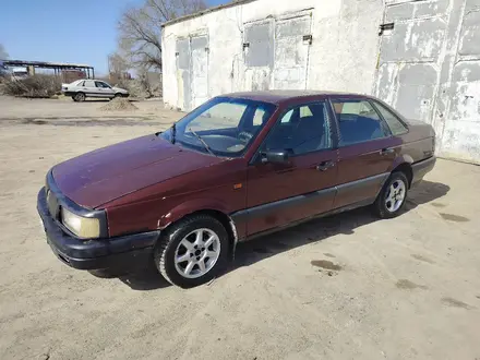 Volkswagen Passat 1993 года за 700 000 тг. в Жезказган – фото 2