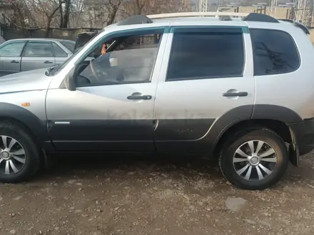 Chevrolet Niva 2010 года за 2 200 000 тг. в Костанай – фото 2