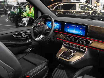 Mercedes-Benz V 300 Exclusive 2025 года за 72 000 000 тг. в Астана – фото 6