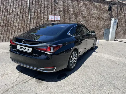 Lexus ES 250 2019 года за 19 900 000 тг. в Шымкент – фото 4