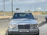 Mercedes-Benz E 220 1995 года за 2 800 000 тг. в Туркестан – фото 3