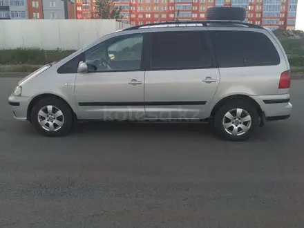 SEAT Alhambra 2001 года за 3 000 000 тг. в Уральск – фото 3