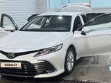 Toyota Camry 2023 года за 16 800 000 тг. в Астана – фото 2