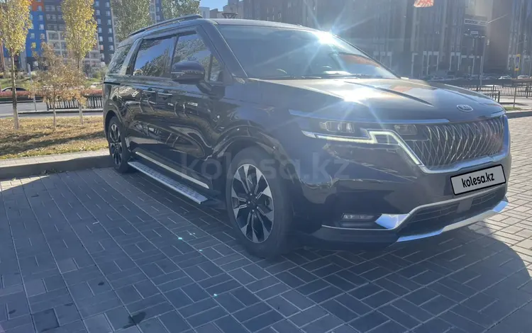 Kia Carnival 2020 года за 18 000 000 тг. в Астана