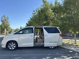 Toyota Alphard 2010 годаүшін5 800 000 тг. в Атырау