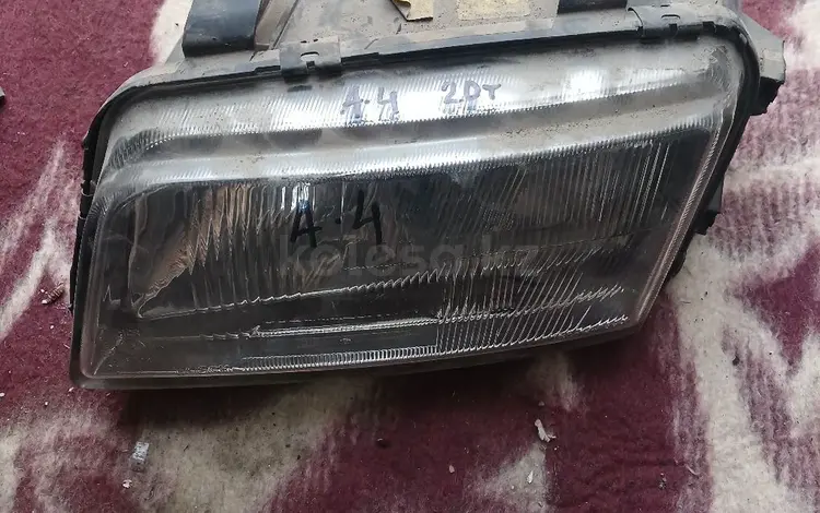 Фара Ауди А4 за 20 000 тг. в Алматы