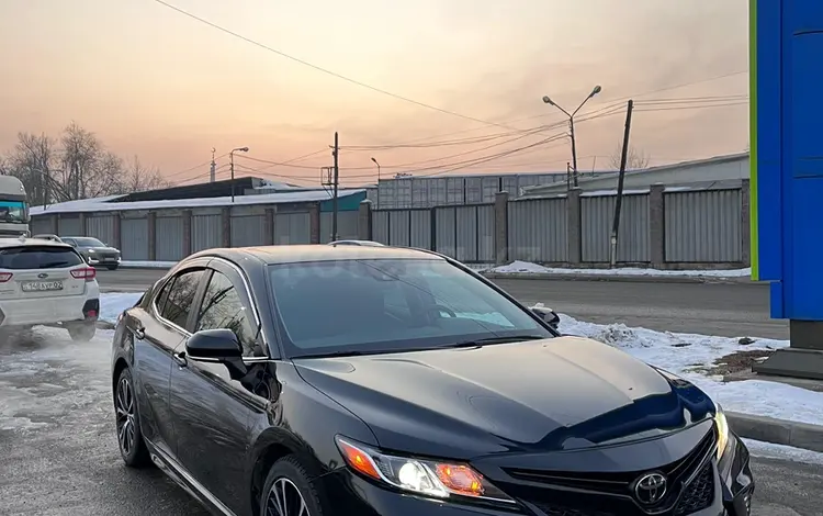 Toyota Camry 2019 годаүшін13 450 000 тг. в Алматы