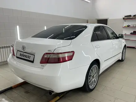 Toyota Camry 2006 года за 5 000 000 тг. в Атырау – фото 4