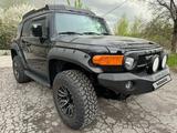 Toyota FJ Cruiser 2007 года за 14 820 000 тг. в Алматы – фото 2