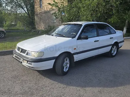 Volkswagen Passat 1994 года за 1 000 000 тг. в Караганда