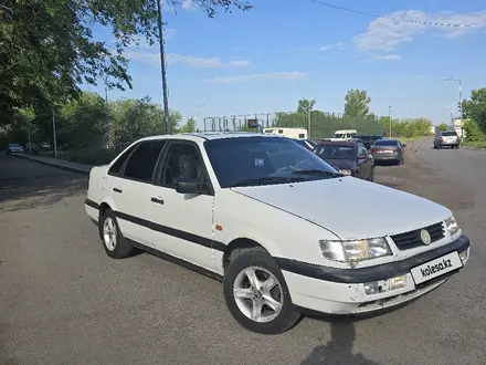 Volkswagen Passat 1994 года за 1 000 000 тг. в Караганда – фото 2