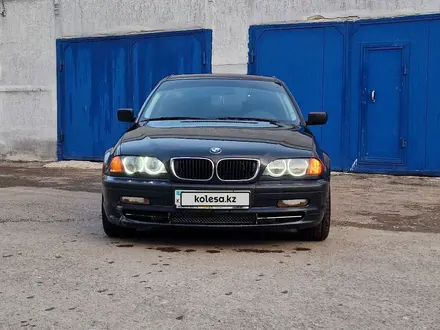 BMW 320 2001 года за 4 000 000 тг. в Костанай – фото 2