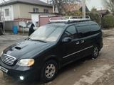 Kia Carnival 2001 годаүшін3 500 000 тг. в Алматы – фото 3