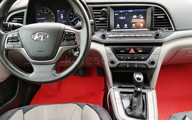 Hyundai Elantra 2017 года за 6 500 000 тг. в Актобе