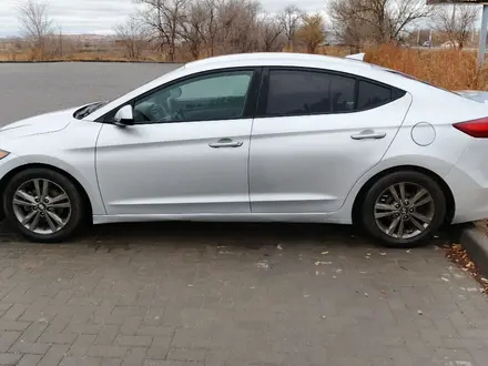 Hyundai Elantra 2017 года за 6 500 000 тг. в Актобе – фото 3