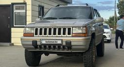 Jeep Grand Cherokee 1994 года за 3 800 000 тг. в Атырау