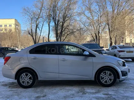 Chevrolet Aveo 2015 года за 3 950 000 тг. в Караганда – фото 16