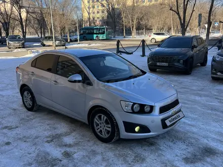 Chevrolet Aveo 2015 года за 3 950 000 тг. в Караганда – фото 15