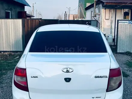 ВАЗ (Lada) Granta 2190 2017 года за 2 500 000 тг. в Актобе