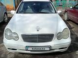 Mercedes-Benz C 240 2004 годаүшін4 550 000 тг. в Талдыкорган – фото 2