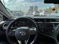 Toyota Camry 2018 года за 12 900 000 тг. в Астана