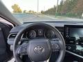 Toyota Camry 2022 годаfor14 200 000 тг. в Шымкент – фото 8