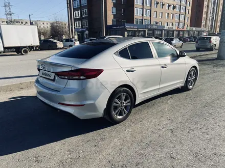 Hyundai Elantra 2018 года за 8 500 000 тг. в Актобе – фото 6