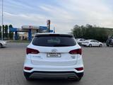 Hyundai Santa Fe 2017 годаүшін6 000 000 тг. в Актобе – фото 4