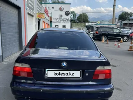 BMW 528 1999 года за 3 500 000 тг. в Алматы – фото 6