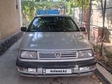 Volkswagen Vento 1993 года за 750 000 тг. в Шымкент