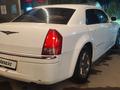 Chrysler 300C 2005 года за 4 800 000 тг. в Алматы – фото 3